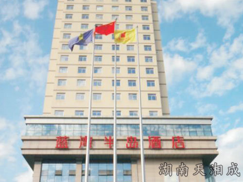 蓝湾半岛酒店